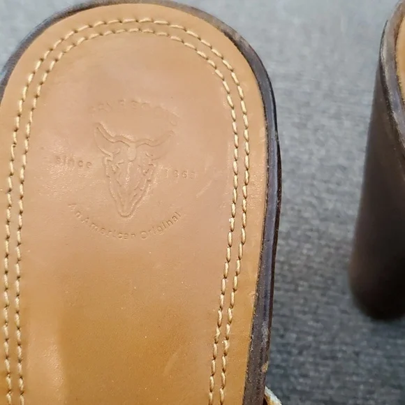 Frye heeled clog. New, size 10W - Picture 3 of 8